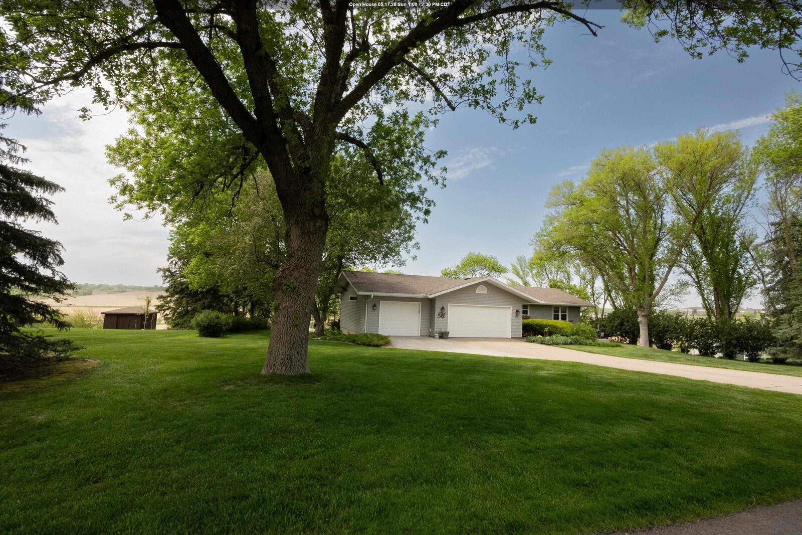 Property Photo:  25 Dorchester Rd  IA 51106 