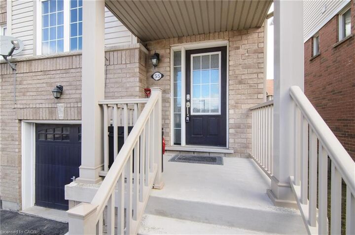 Property Photo:  7 Sirente Drive 55  ON L9A 0B4 