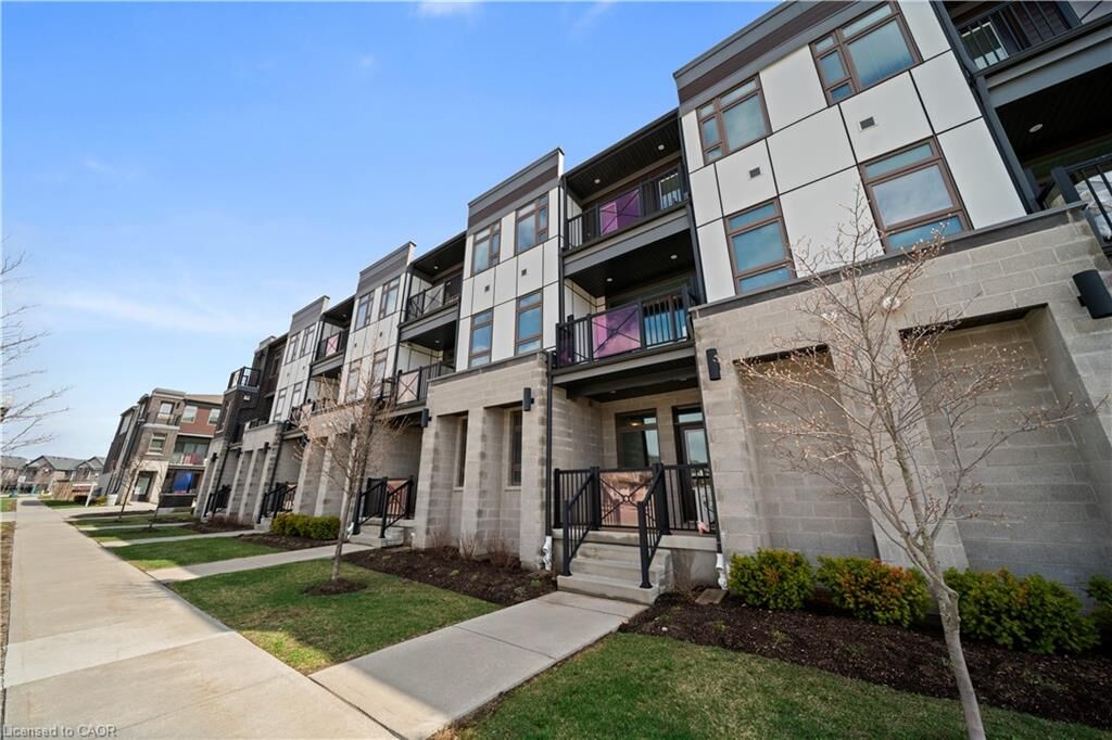 Property Photo:  155 Thomas Slee Drive 2G  ON N2P 0J8 