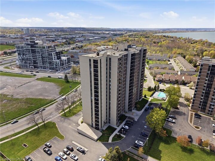 Property Photo:  301 Frances Avenue 507  ON L8E 3W6 