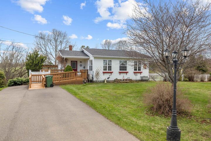 Property Photo:  5725 Rustico Road  PE C0A 1N0 