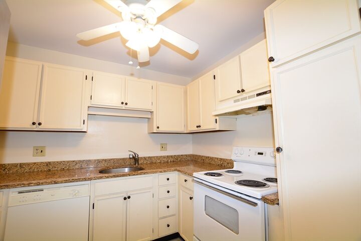 Property Photo:  147 Milk Street 10  MA 01581 