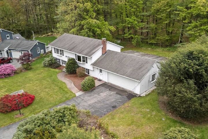Property Photo:  34 Fort Sumter Dr  MA 01520 