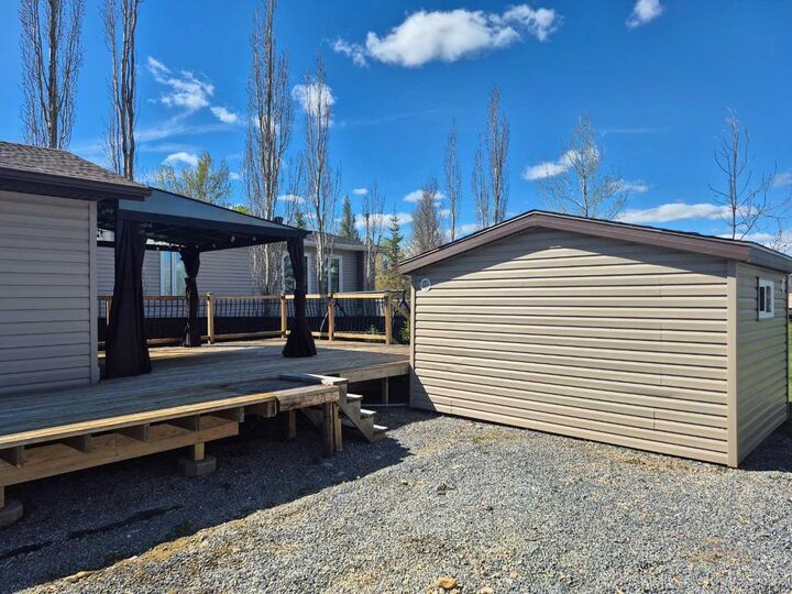 Property Photo: 10046 Township Road 422 50A AB T4J 1V9