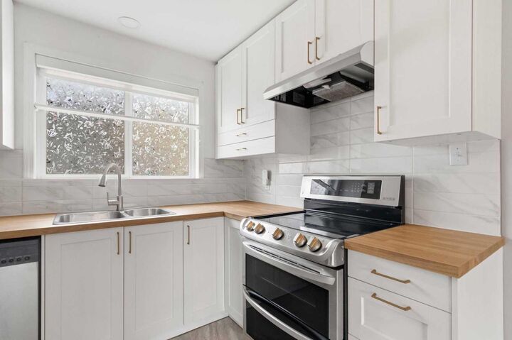 Property Photo:  600 Signal Road 326  AB T9H 3Z4 