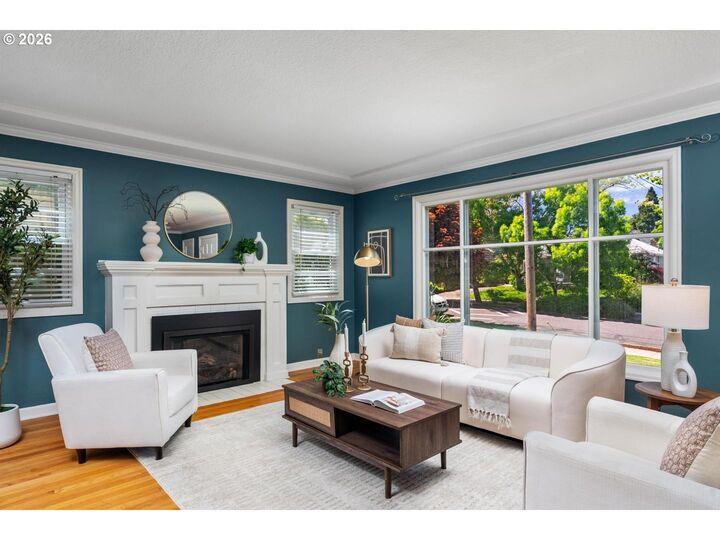 Property Photo:  5618 NE 37th Ave  OR 97211 