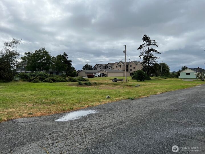 Property Photo:  0 Xx  Bayshore Drive  WA 98277 