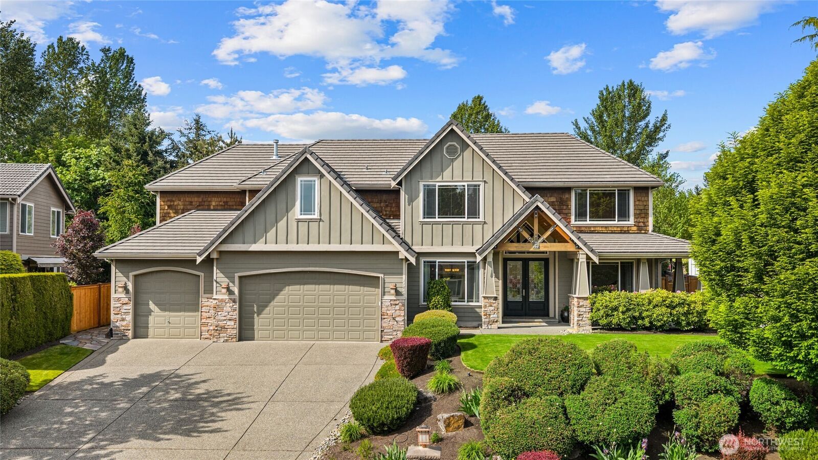 Property Photo:  11810 SE 290th Place  WA 98092 