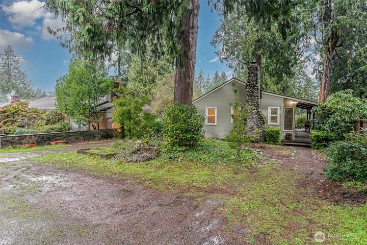 Property Photo: 3844 NE 87th Street WA 98115