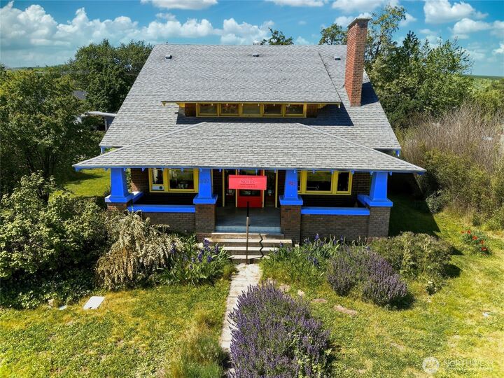Property Photo:  622 S Main Street  OR 97862 