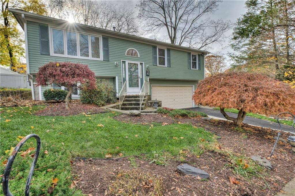 Property Photo:  60 North Street  RI 02920 
