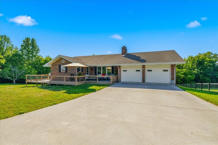 Property Photo:  145 County Road 550  TN 37303 