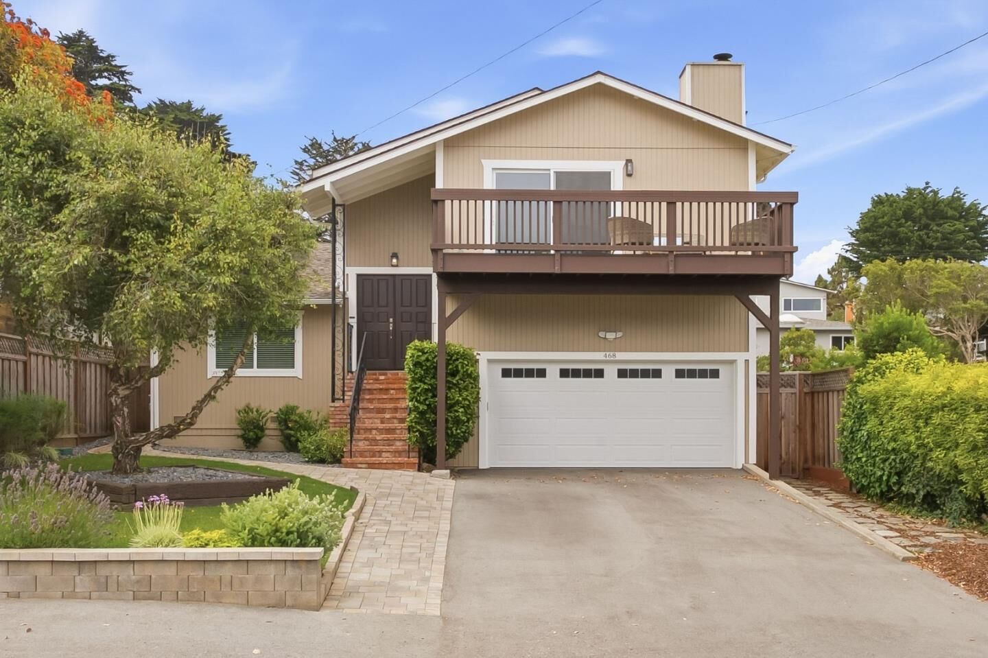 Property Photo: 468 4th Street CA 94037