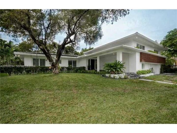 Property Photo:  173 S Shore Dr S  FL 33133 