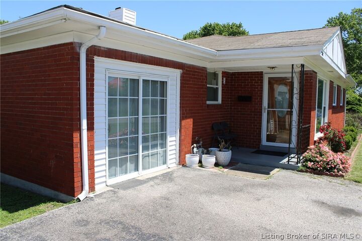Property Photo:  2307 Coyle Drive  IN 47150 