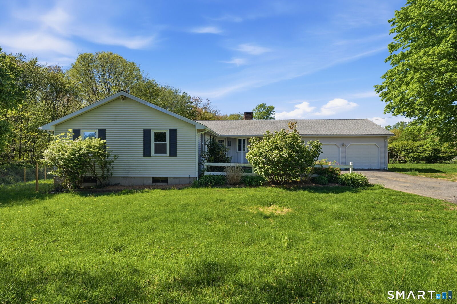 Property Photo:  185 Burnt Hill Road  CT 06248 