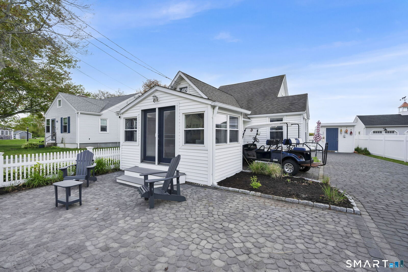 Property Photo:  96 Chalker Beach Road  CT 06475 