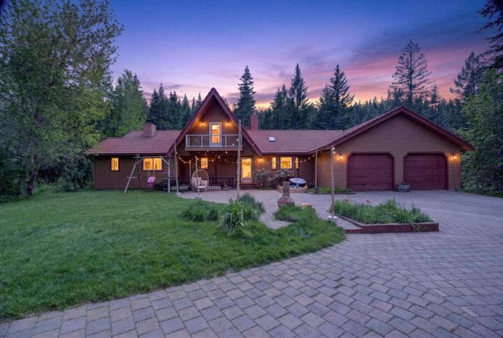 Property Photo:  19202 E Elliot Rd  WA 99021 
