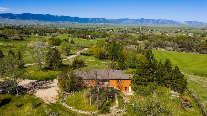 Property Photo: 7 Mallard Road WY 82801