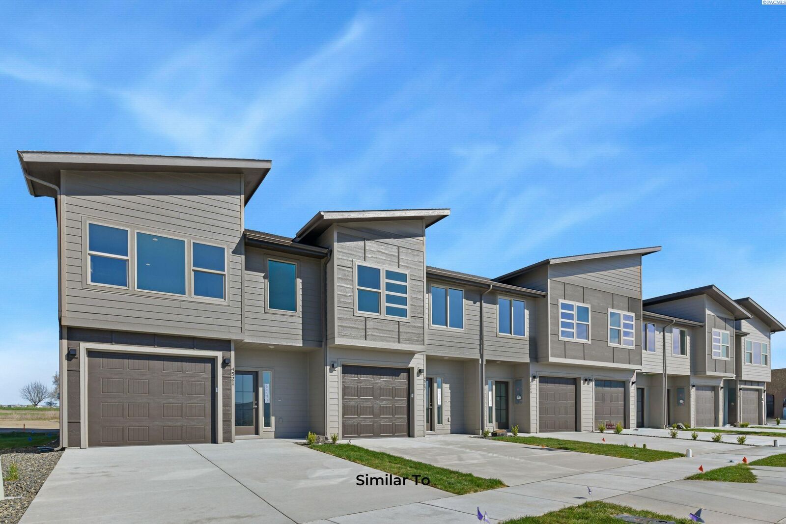 Property Photo:  4425 Road 114  WA 99301 