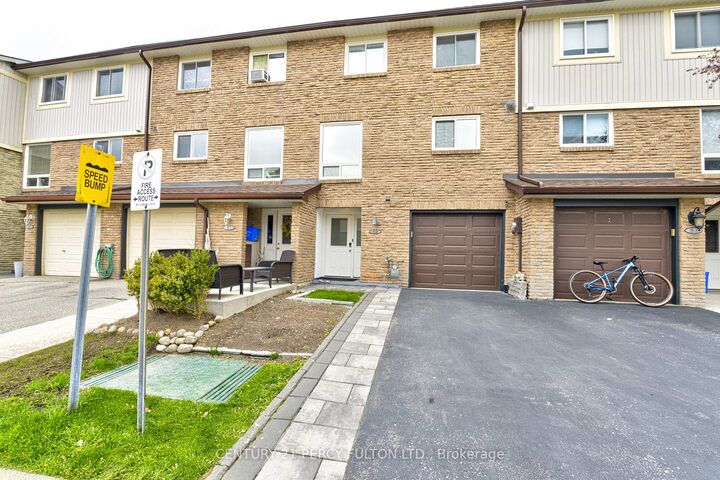 Property Photo: 341 Wilson Drive 52 ON L9T 3Y9