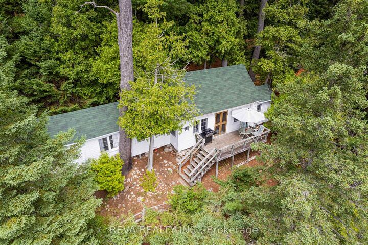 Property Photo: 156 Ponacka Road ON K0L 1C0