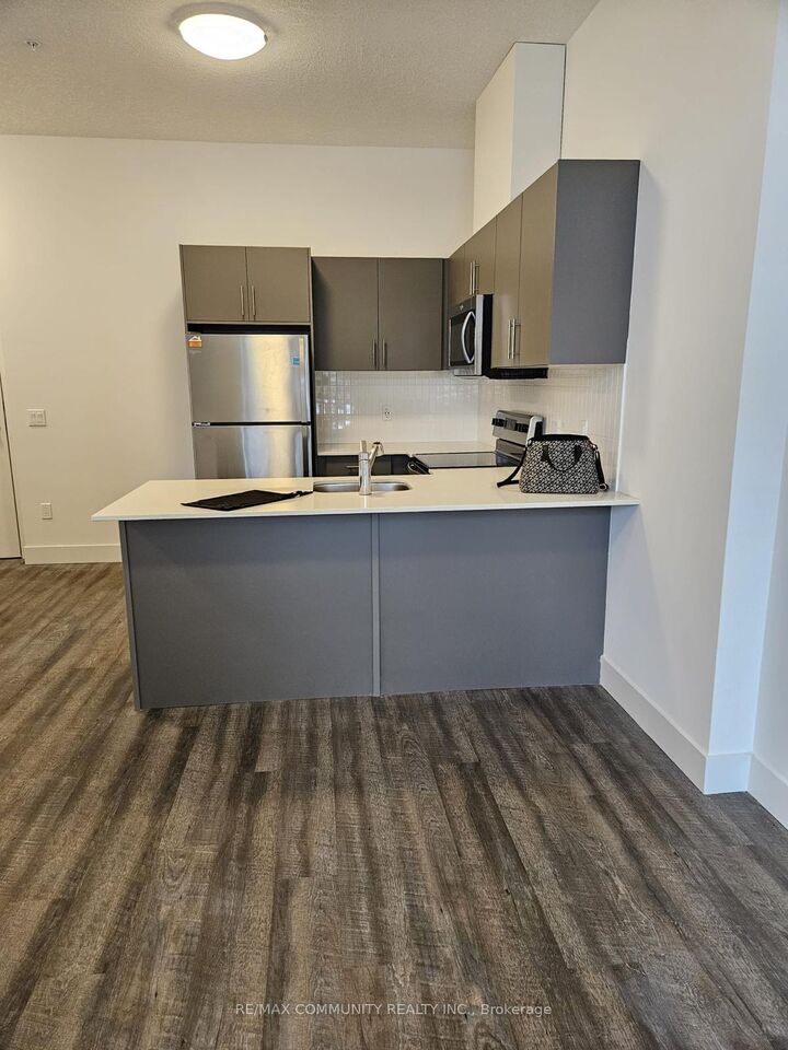 Property Photo: 107 Roger Street 106 ON N2J 0G2