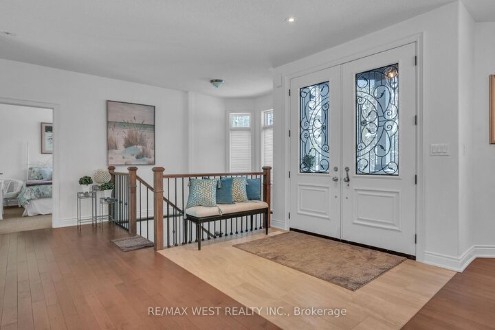 Property Photo: 2 Sycamore Circle ON L0L 2K0