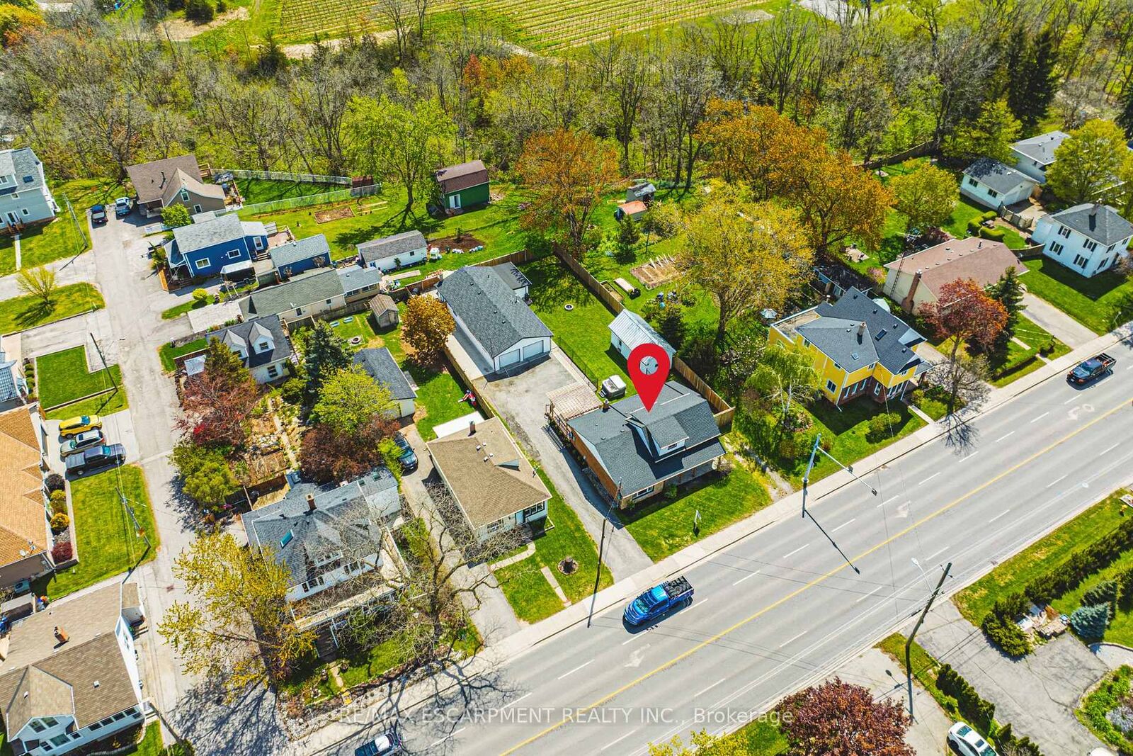 Property Photo: 3865 Victoria Avenue ON L0R 2C0