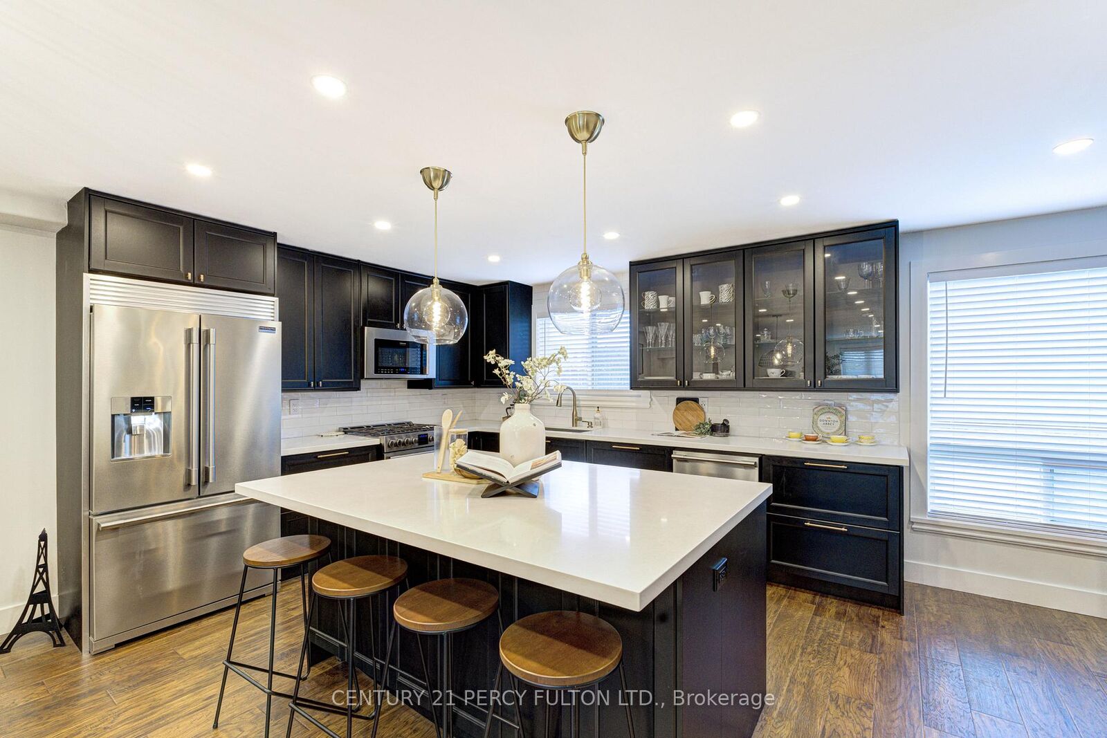 Property Photo: 341 Wilson Drive 52 ON L9T 3Y9