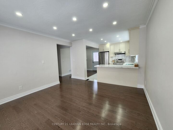 Property Photo:  53 Milford Haven Drive  ON M1G 3C7 