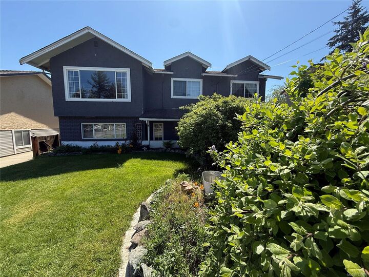 Property Photo: 6343 Fairview Way BC V9L 3N2