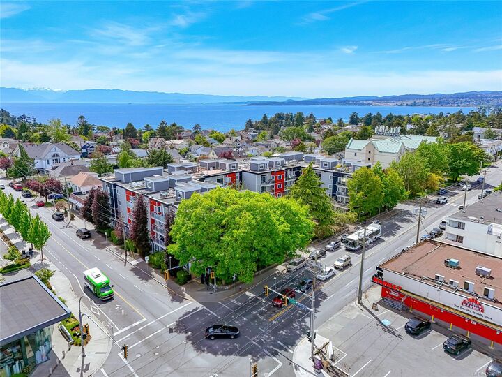 Property Photo:  1315 Esquimalt Rd 216  BC V9A 3P5 