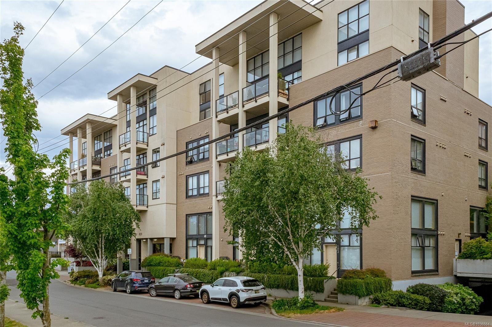 Property Photo:  820 Short St 104  BC V8X 2V6 