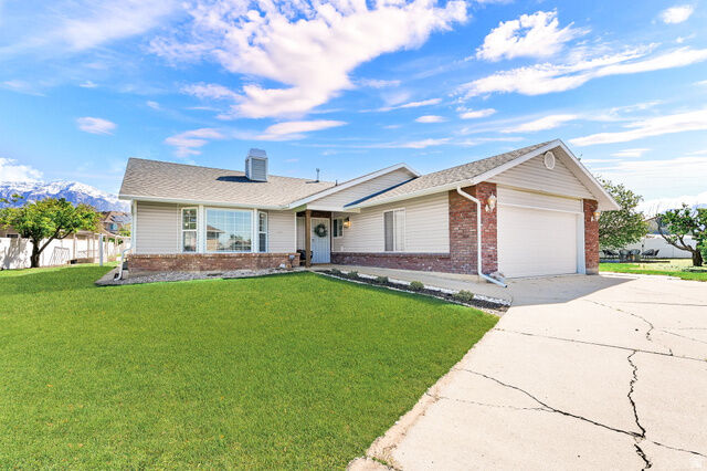 Property Photo:  2476 W Clydesdale Ct. N  UT 84404 