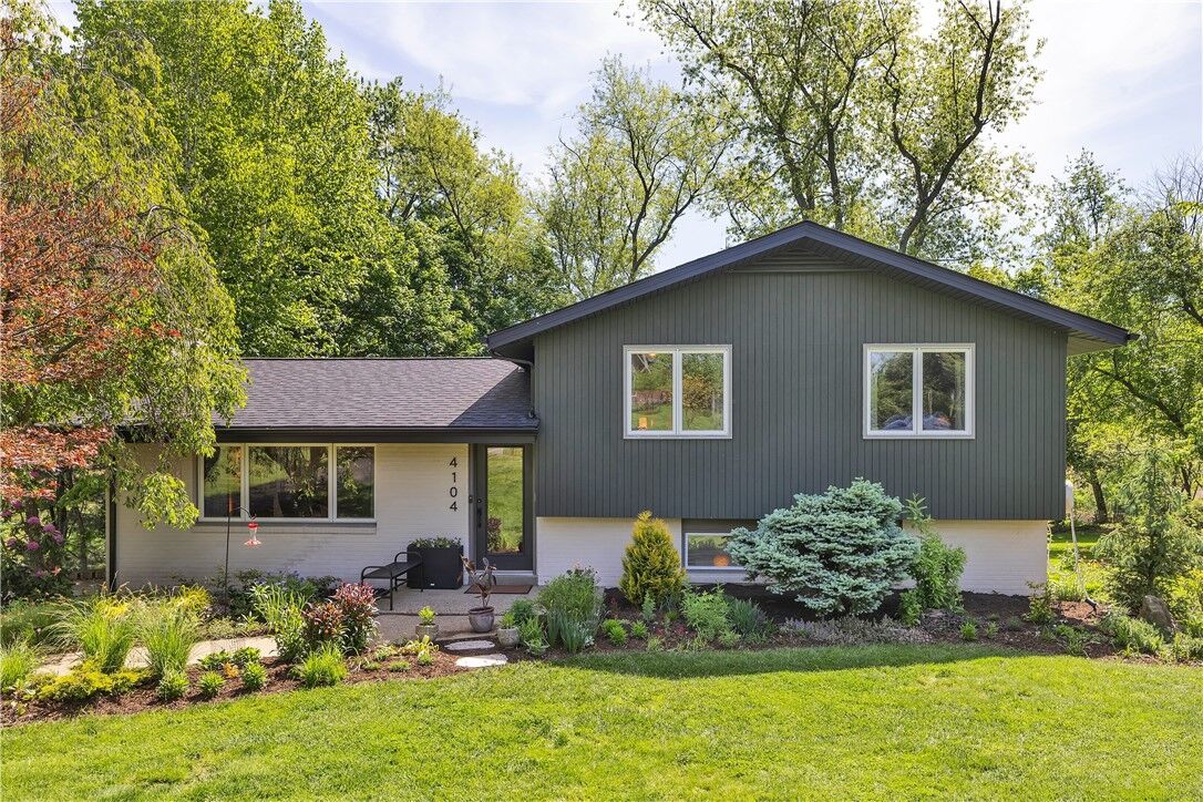 Property Photo:  4104 Buckboard Trl  PA 15101 