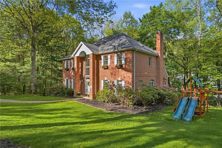 Property Photo:  821 Arbordale Lane  PA 15090 