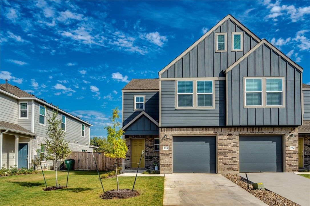 Property Photo:  194 George Neggan Lane  TX 78602 