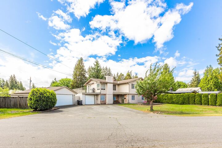Property Photo: 20554 43A Avenue BC V3A 3C8