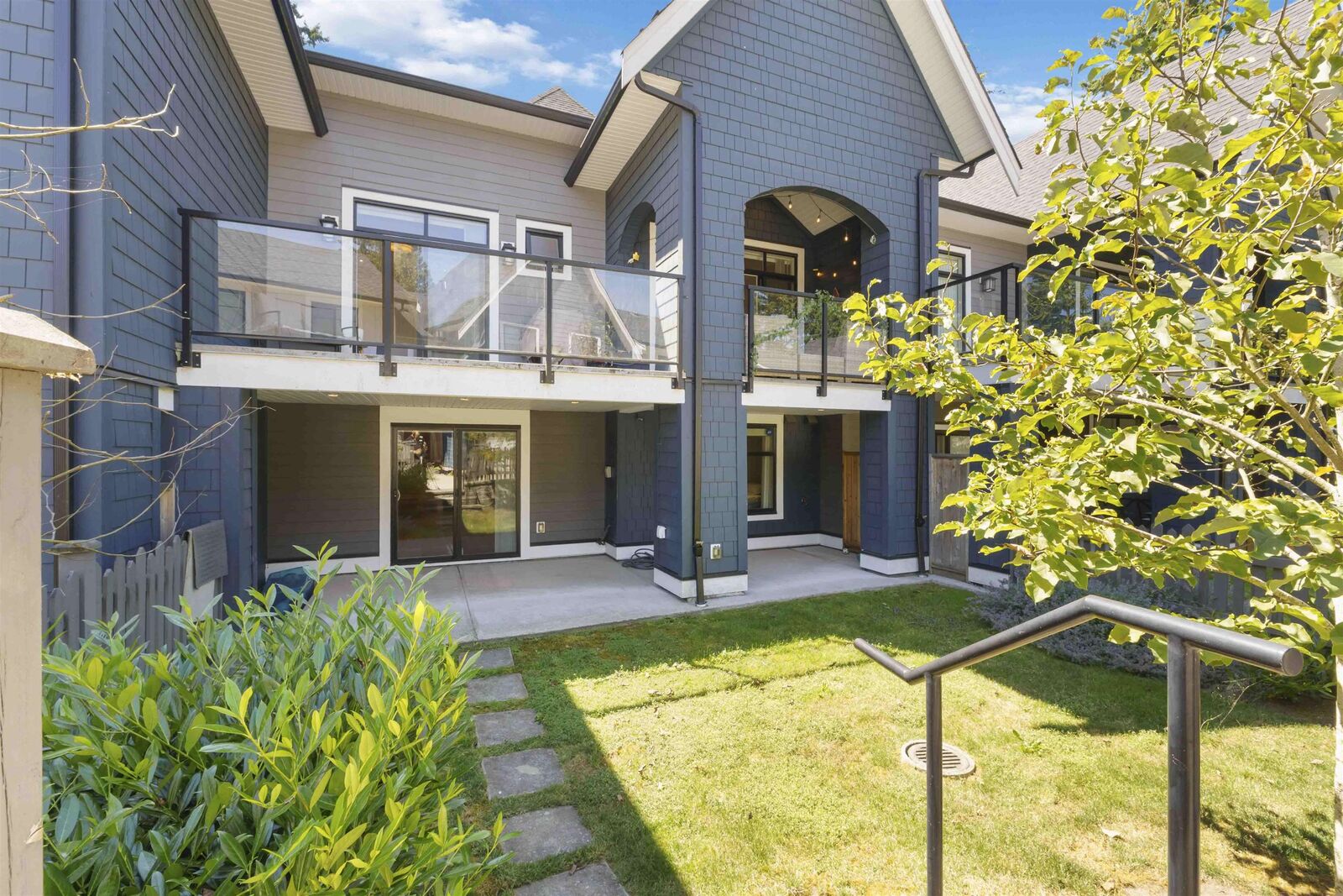Property Photo: 15677 28 Avenue 73 BC V3Z 0E5