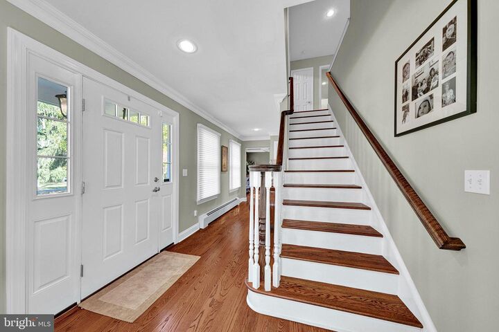 Property Photo:  6 Forrest Blend Drive  NJ 08560 