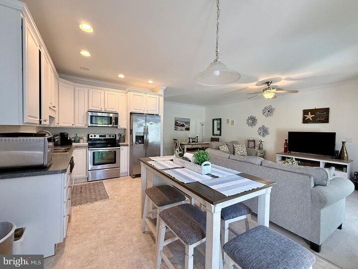 Property Photo: 38404 Grand Avenue 3F DE 19970