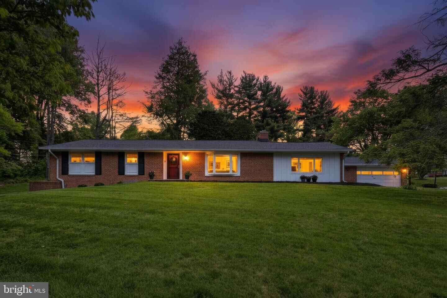 Property Photo:  6702 Whitegate Rd  MD 21029 