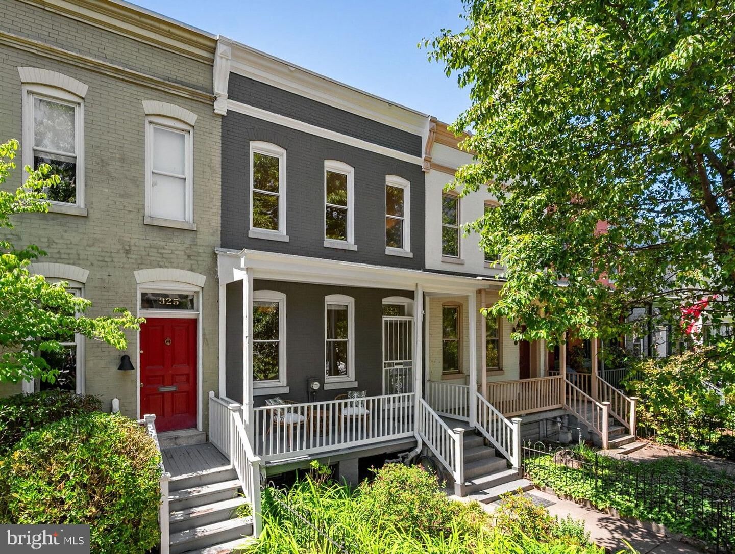 Property Photo:  323 13th Street SE  DC 20003 