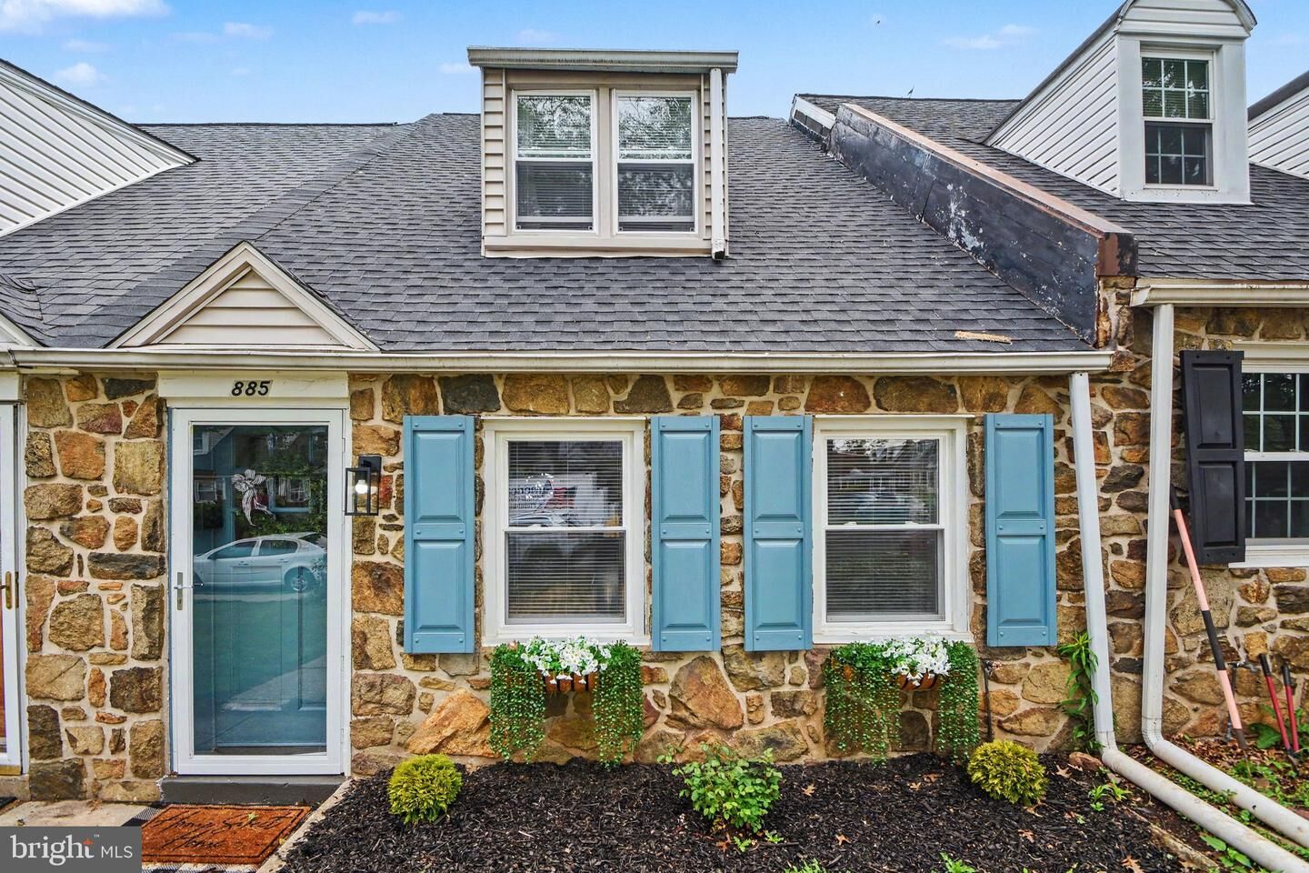 Property Photo:  885 Woodlawn Avenue  PA 19460 
