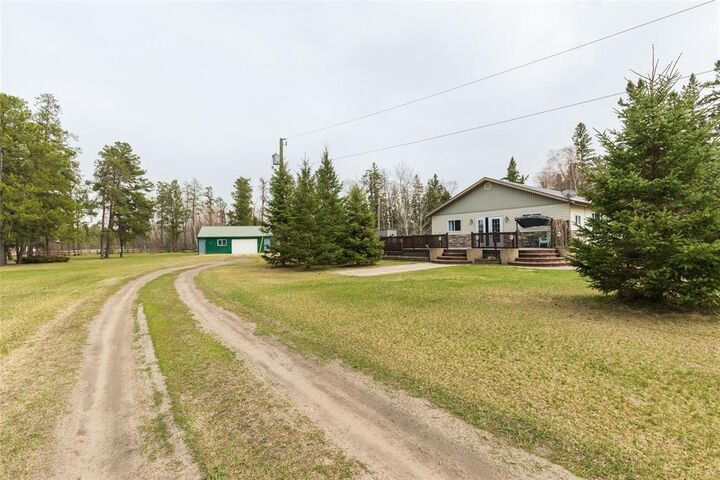 Property Photo:  18137 210 Highway  MB R0A 2N0 