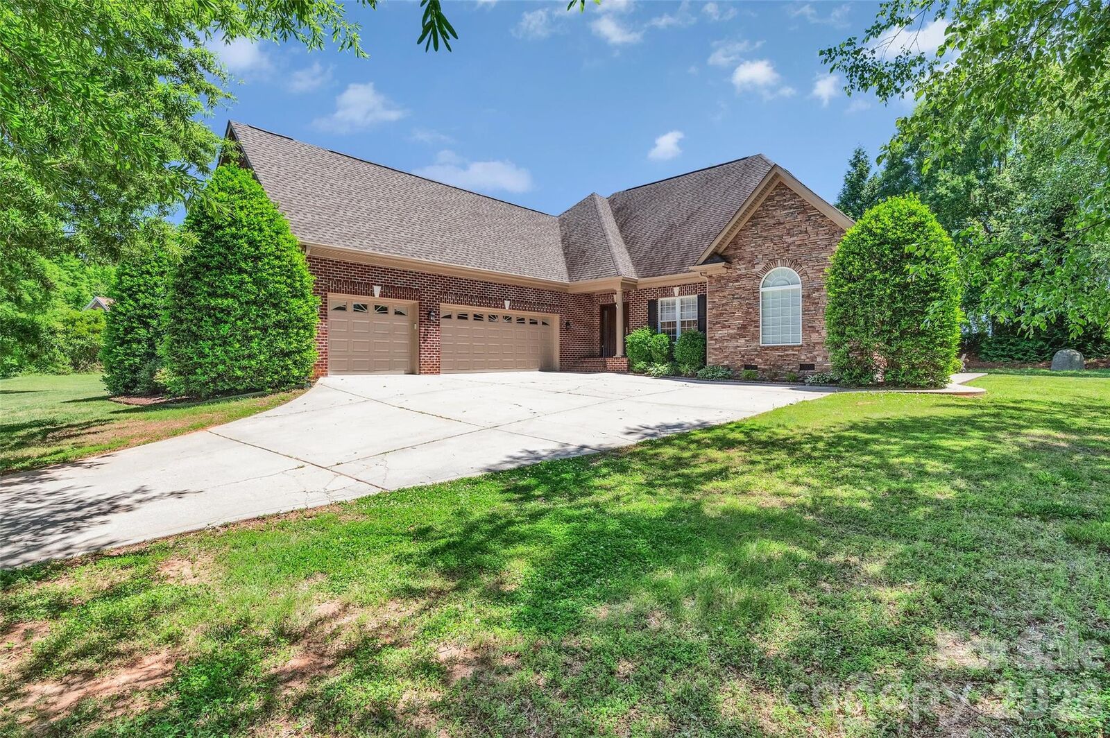 Property Photo: 8007 Fletcher Court NC 28173