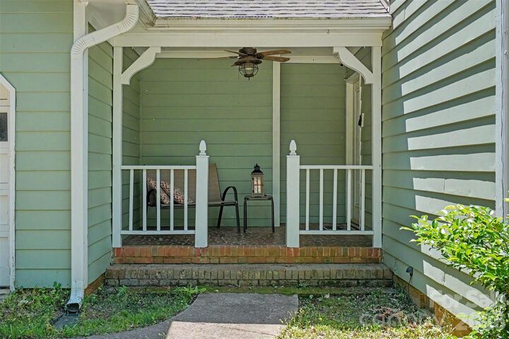 Property Photo:  5812 Camelot Drive  NC 28270 