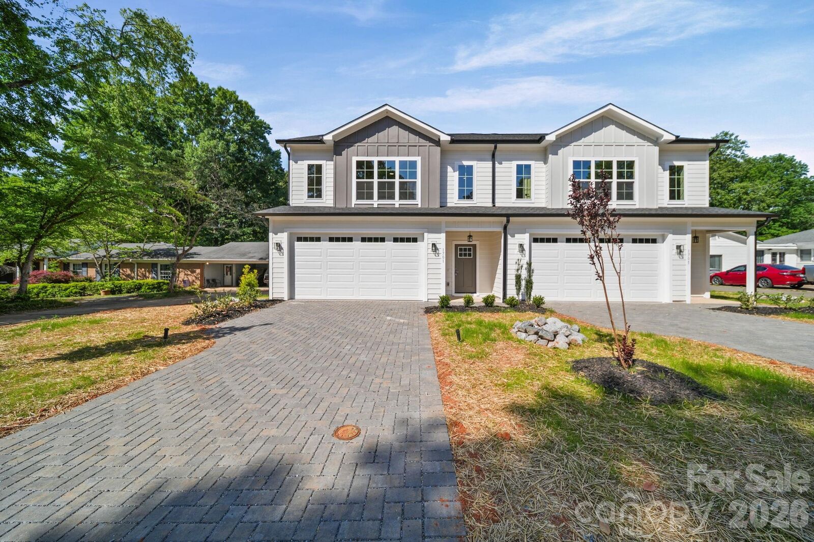 Property Photo: 1701 Byrum Street NC 28216