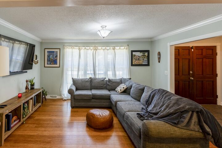 Property Photo: 207 Foxcroft Lane SC 29485